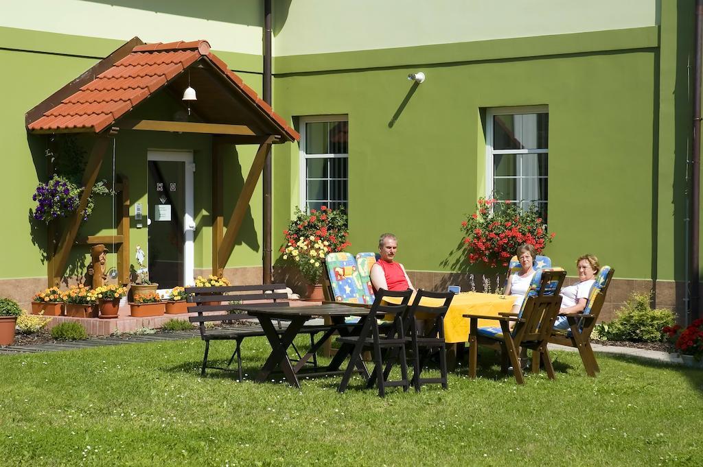 Pension Marathon Vrchlabí Exterior foto